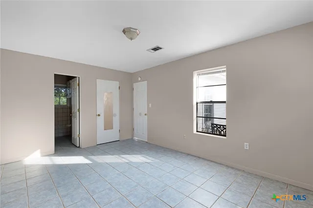 $175,000 | 18 Del Norte Street, Lampasas, TX 76550