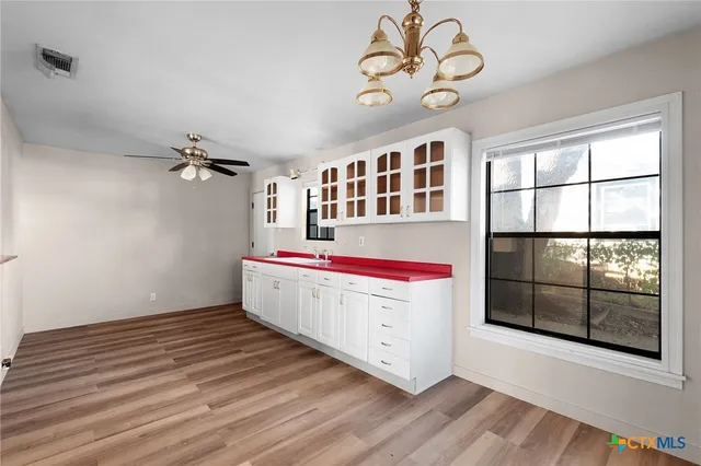 $175,000 | 18 Del Norte Street, Lampasas, TX 76550