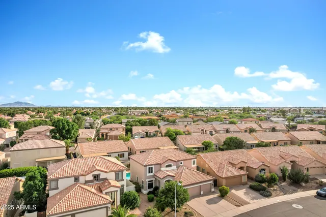 $599,900 | 1403 West Windhaven Avenue, Gilbert, AZ 85233