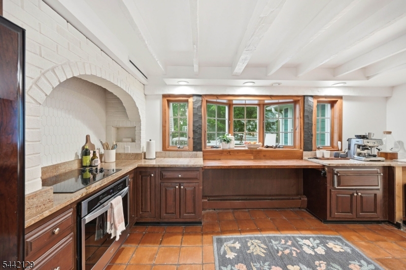 54 East Main Street Mendham, NJ 07945 - Photo 9 of 46