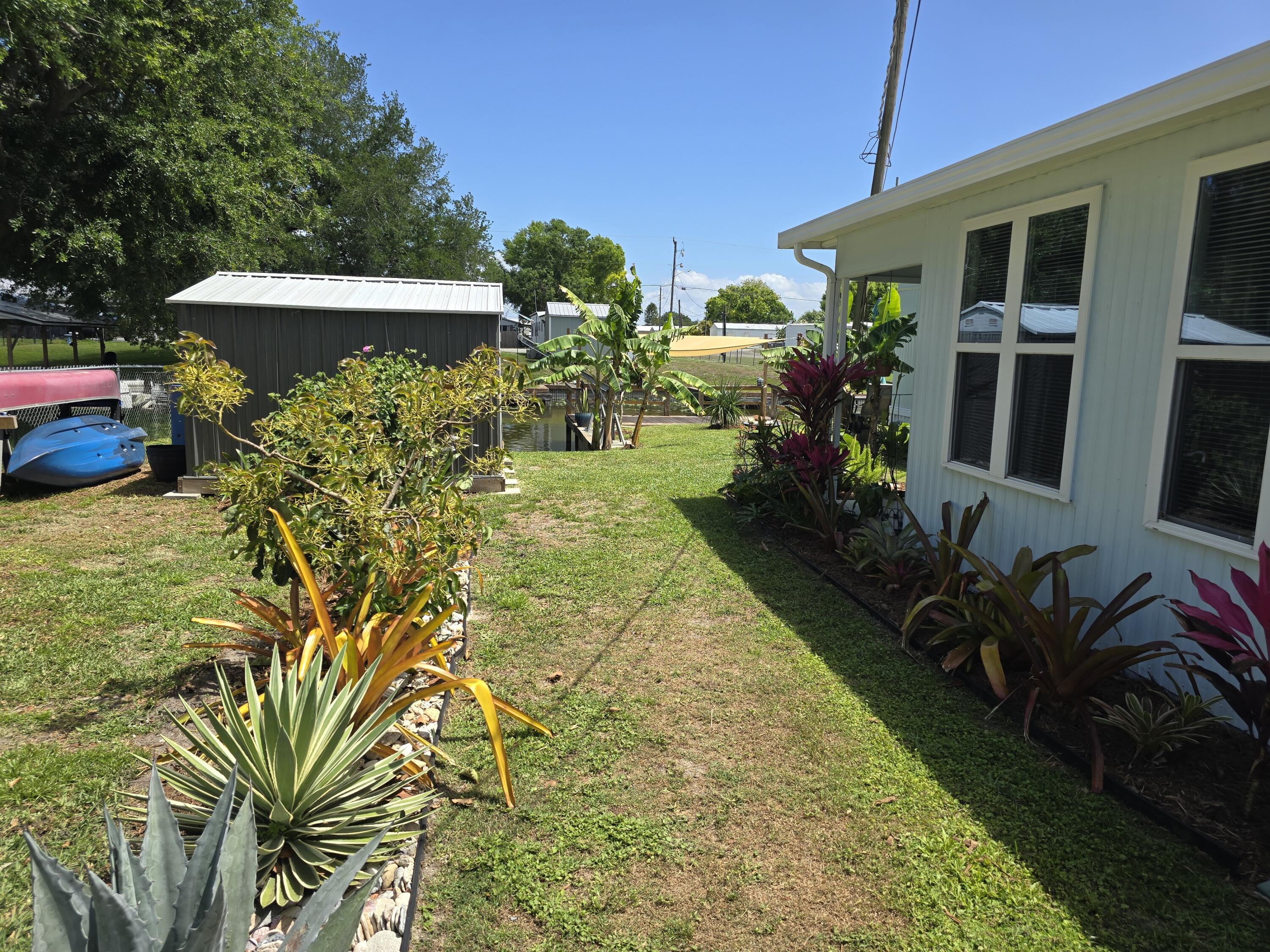 1061 Lake Circle Okeechobee, FL 34974 - Photo 19 of 41 20250405_133812