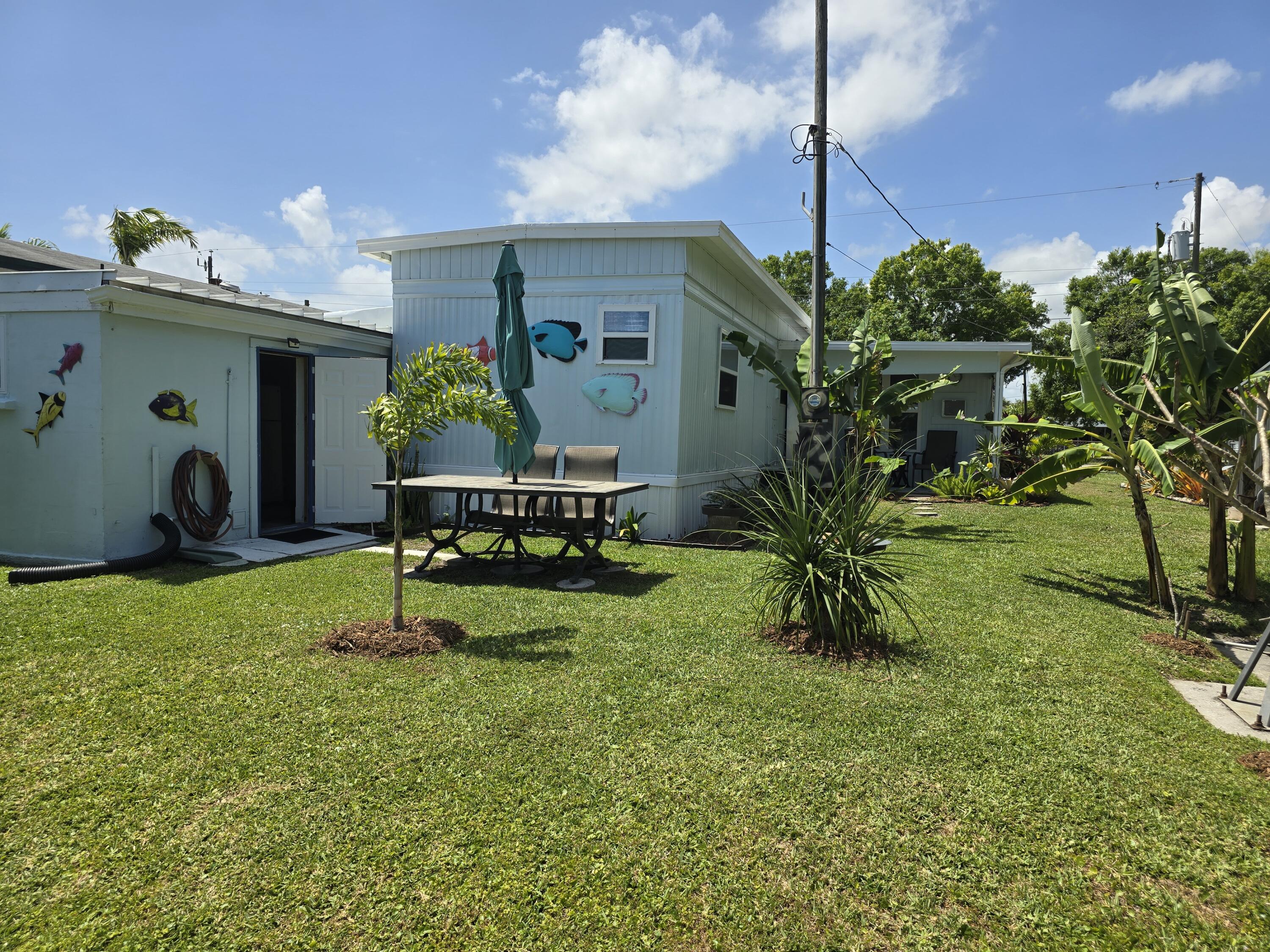 1061 Lake Circle Okeechobee, FL 34974 - Photo 21 of 41 20250405_134115