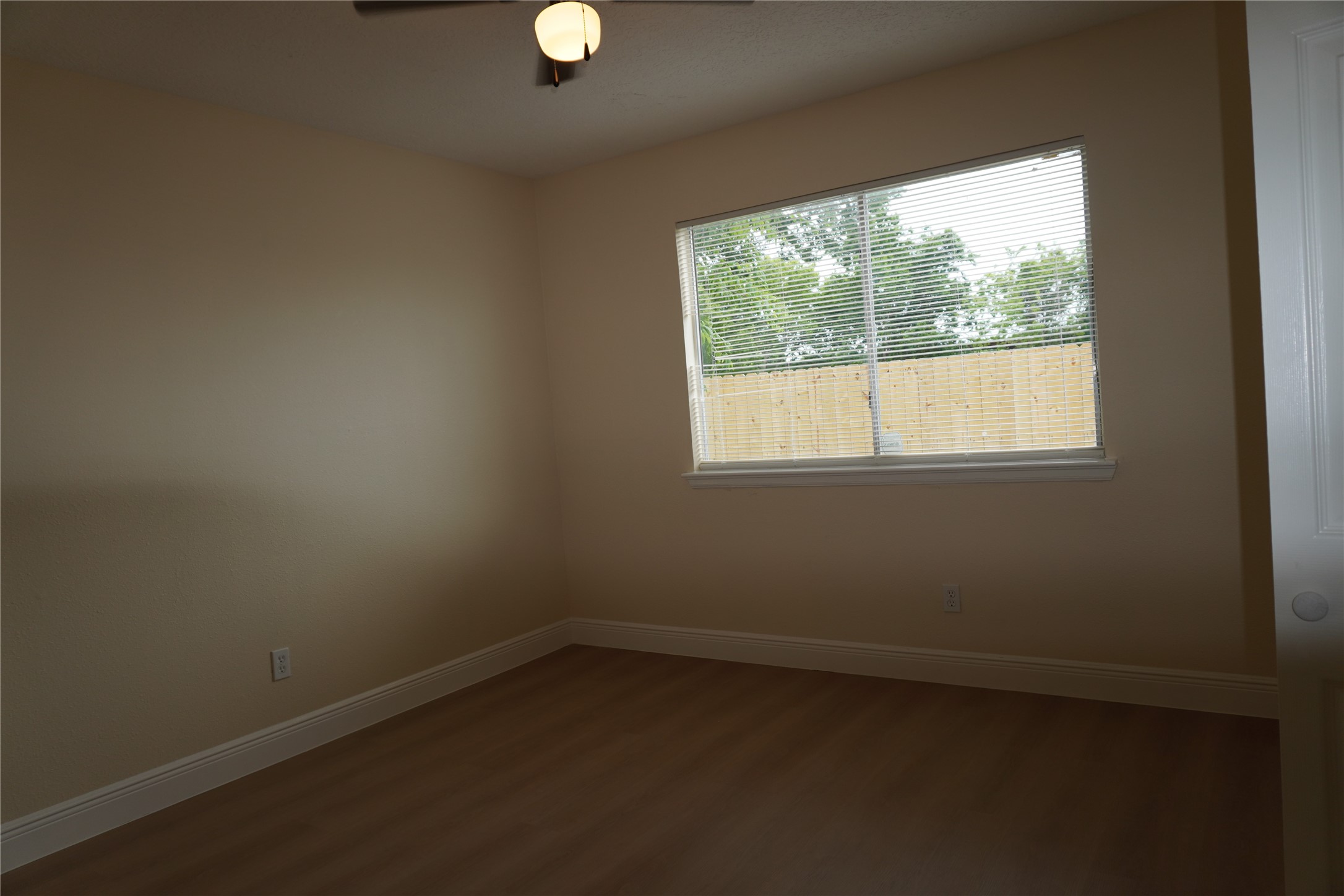 8207 Misty Ridge Lane Houston, TX 77071 - Photo 21 of 27