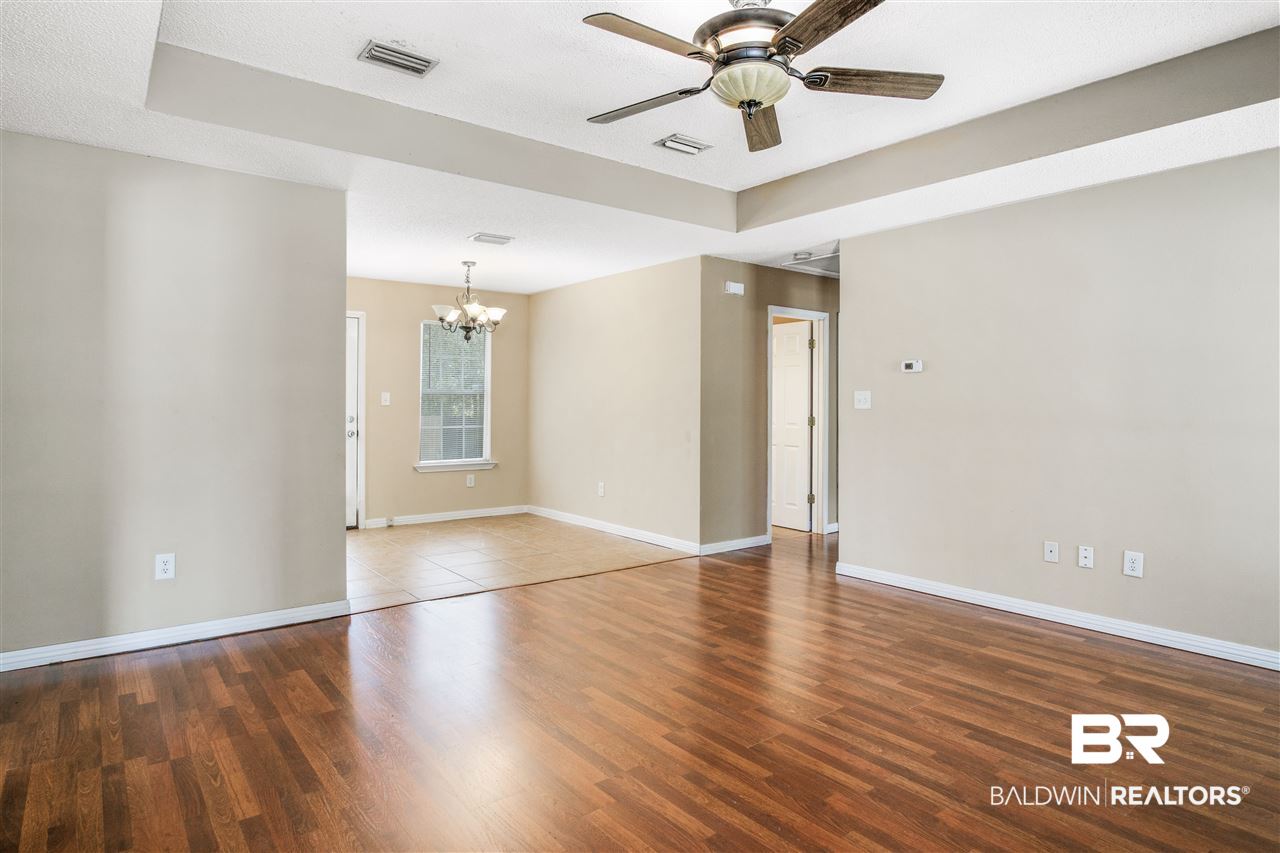5391 South Forestridge Road Mobile, AL 36618 - Photo 5 of 22
