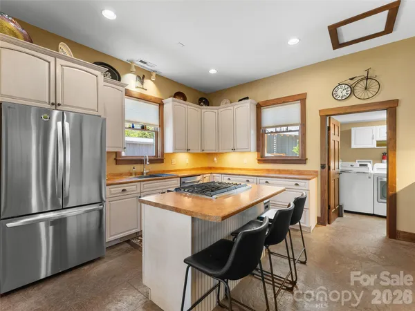 $850,000 | 60 West Morgan Street, Brevard, NC 28712