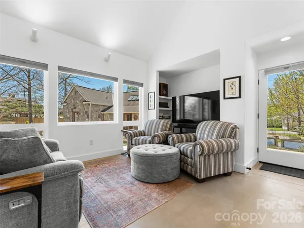 $850,000 | 60 West Morgan Street, Brevard, NC 28712