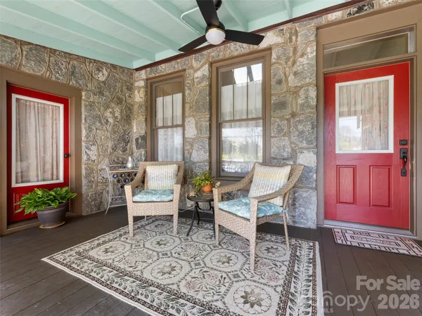 $850,000 | 60 West Morgan Street, Brevard, NC 28712