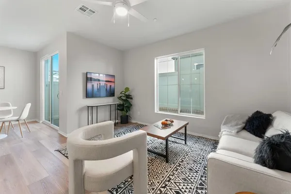 $645,000 | 212 Perennial Place, Fallbrook, CA 92028