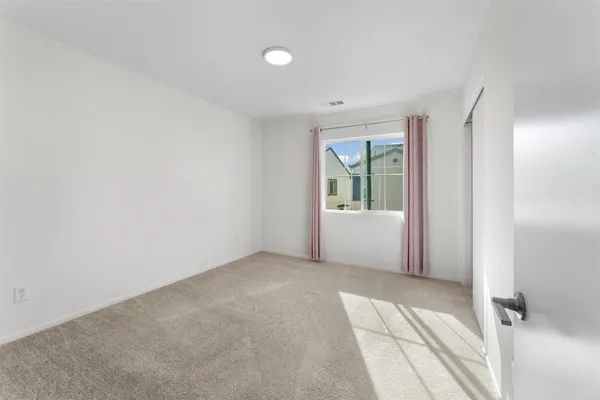 $645,000 | 212 Perennial Place, Fallbrook, CA 92028