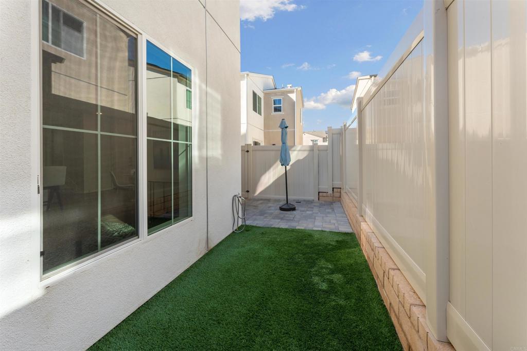 212 Perennial Place Fallbrook, CA 92028 - Photo 32 of 39