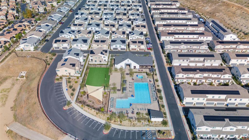 212 Perennial Place Fallbrook, CA 92028 - Photo 36 of 39