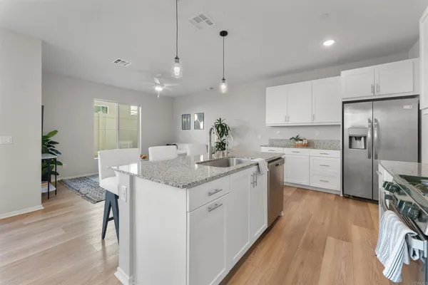 $645,000 | 212 Perennial Place, Fallbrook, CA 92028