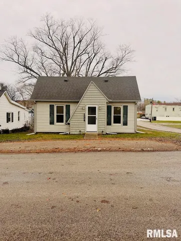 $129,900 | 208 South Mill Street, Athens, IL 62613