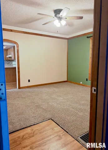 $124,900 | 208 South Mill Street, Athens, IL 62613