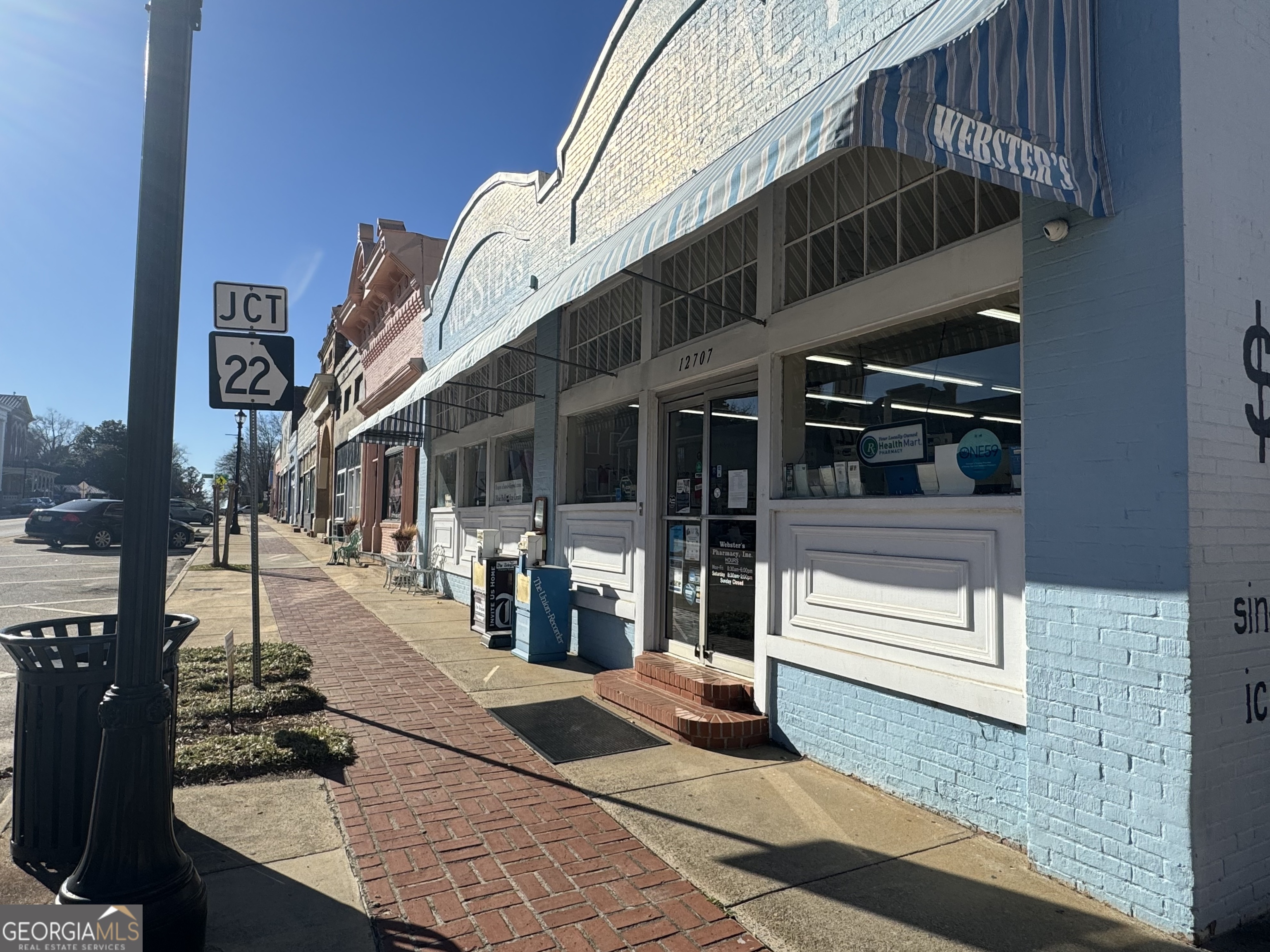 9822 Jones Street Sparta, GA 31087 - Photo 49 of 52 a view of a building with sitting area