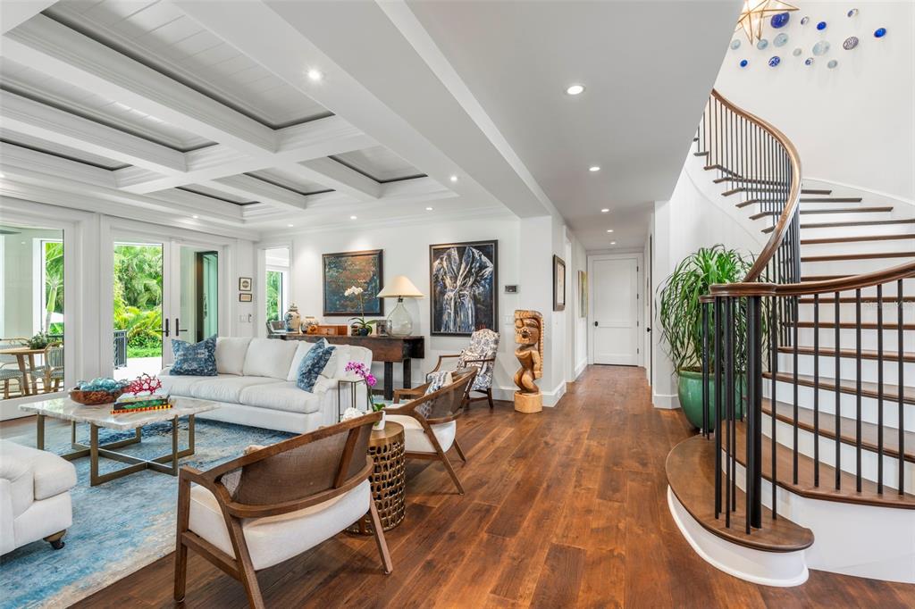 501 Harbor Point Road Longboat Key, FL 34228 - Photo 5 of 78 Gallery Image 5