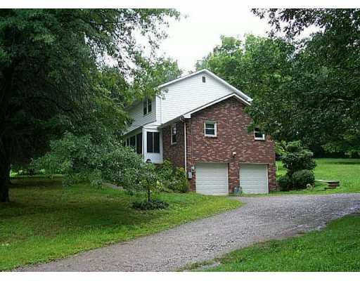 186 Eisaman Road Irwin, PA 15642 - Photo 1 of 1