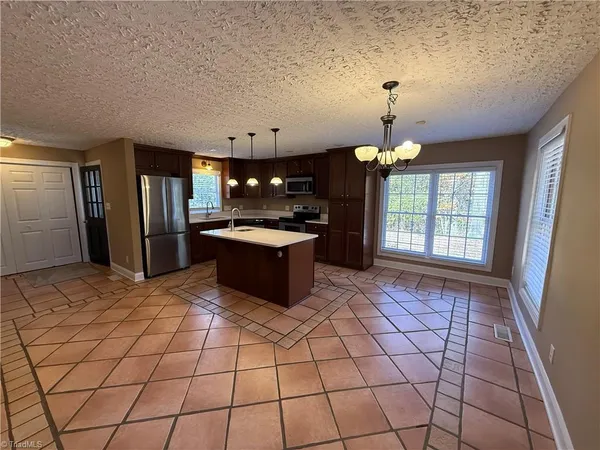 $2,095 | 201 Wandering Lane, Mocksville, NC 27028