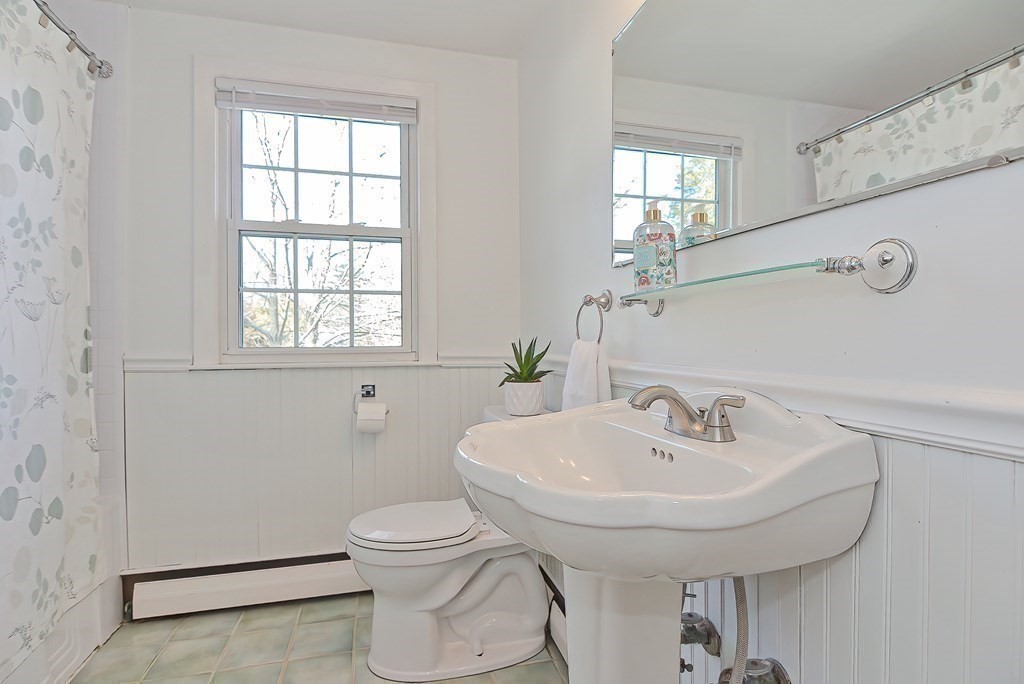 96 Dorset Road Holliston, MA 01746 - Photo 22 of 34 Gallery Image 22