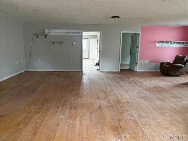 $440,000 | 30865 Nn-360, Laquey, MO 65534