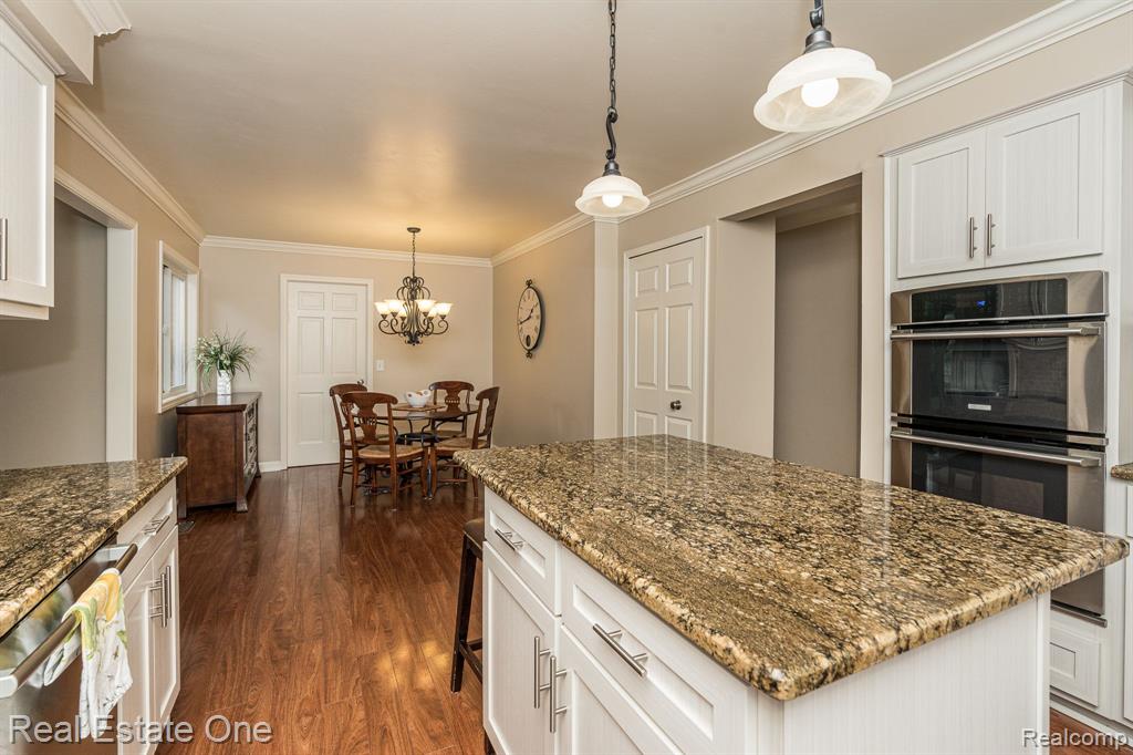 3307 Salem Court Rochester Hills, MI 48306 - Photo 17 of 36