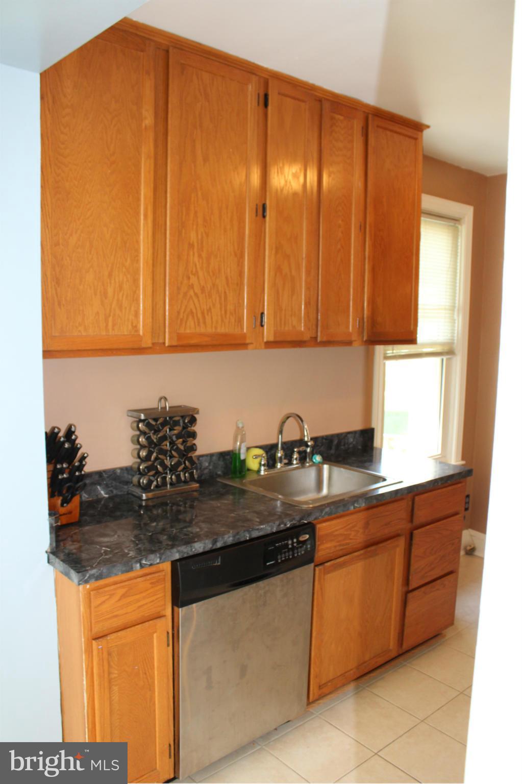 111 North Hammonds Ferry Road Linthicum Heights, MD 21090 - Photo 11 of 25 Kitchen