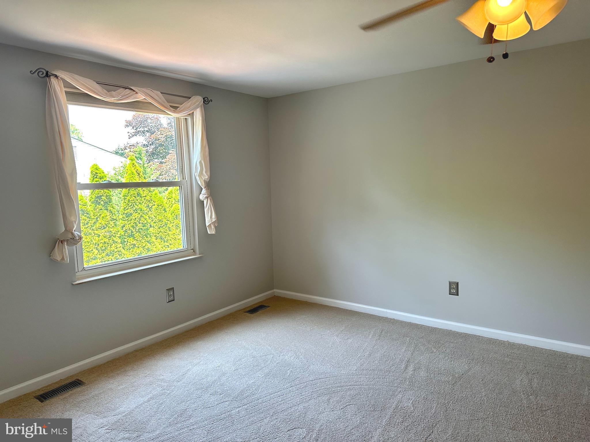 115 North Johnson Road Sterling, VA 20164 - Photo 7 of 19 Primary Bedroom