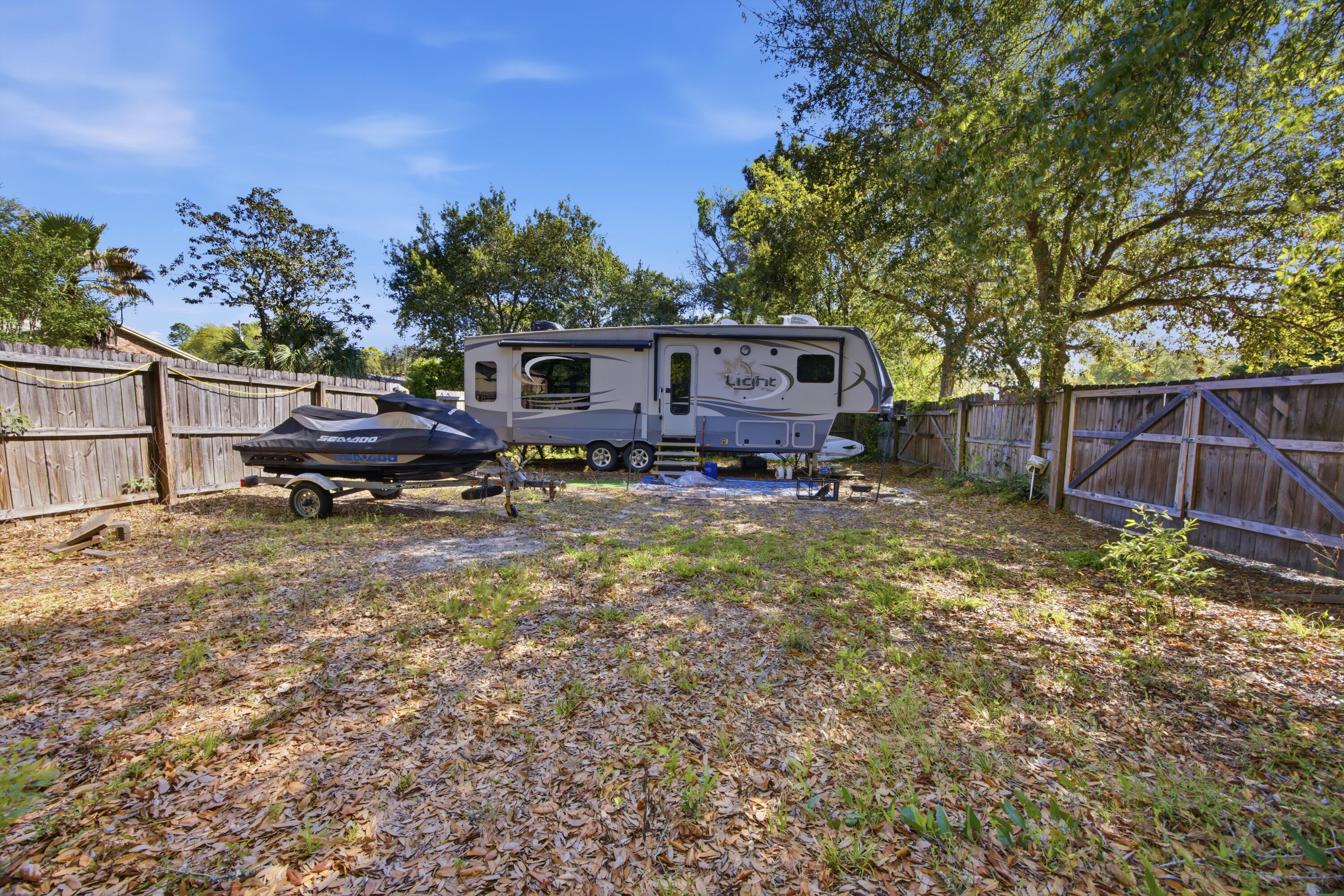 157 Country Club Road Shalimar, FL 32579 - Photo 56 of 72 E79A1443