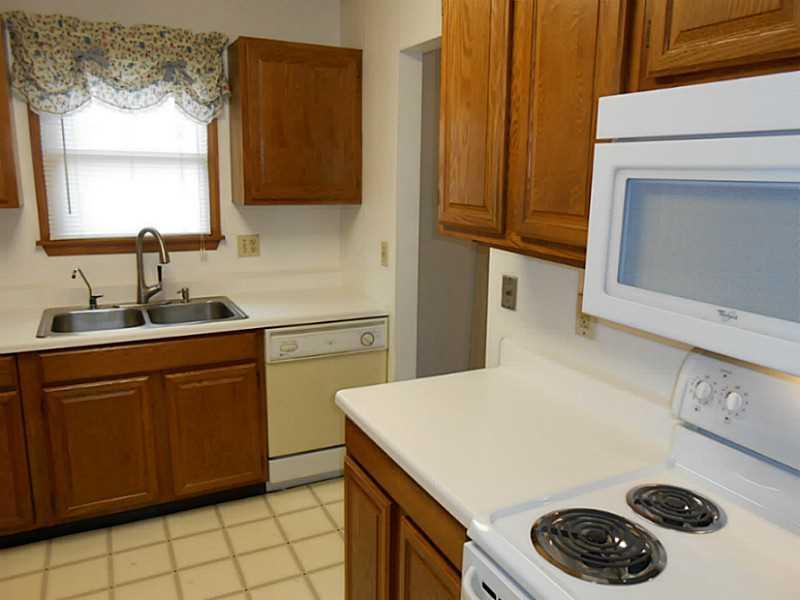 106 California Springfield, OH 45505 - Photo 13 of 25