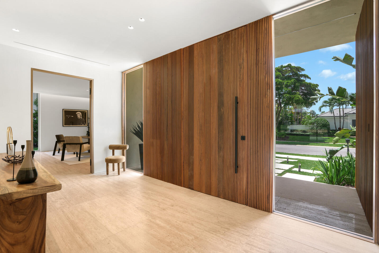 7859 Mandarin Drive Boca Raton, FL 33433 - Photo 25 of 75 Foyer