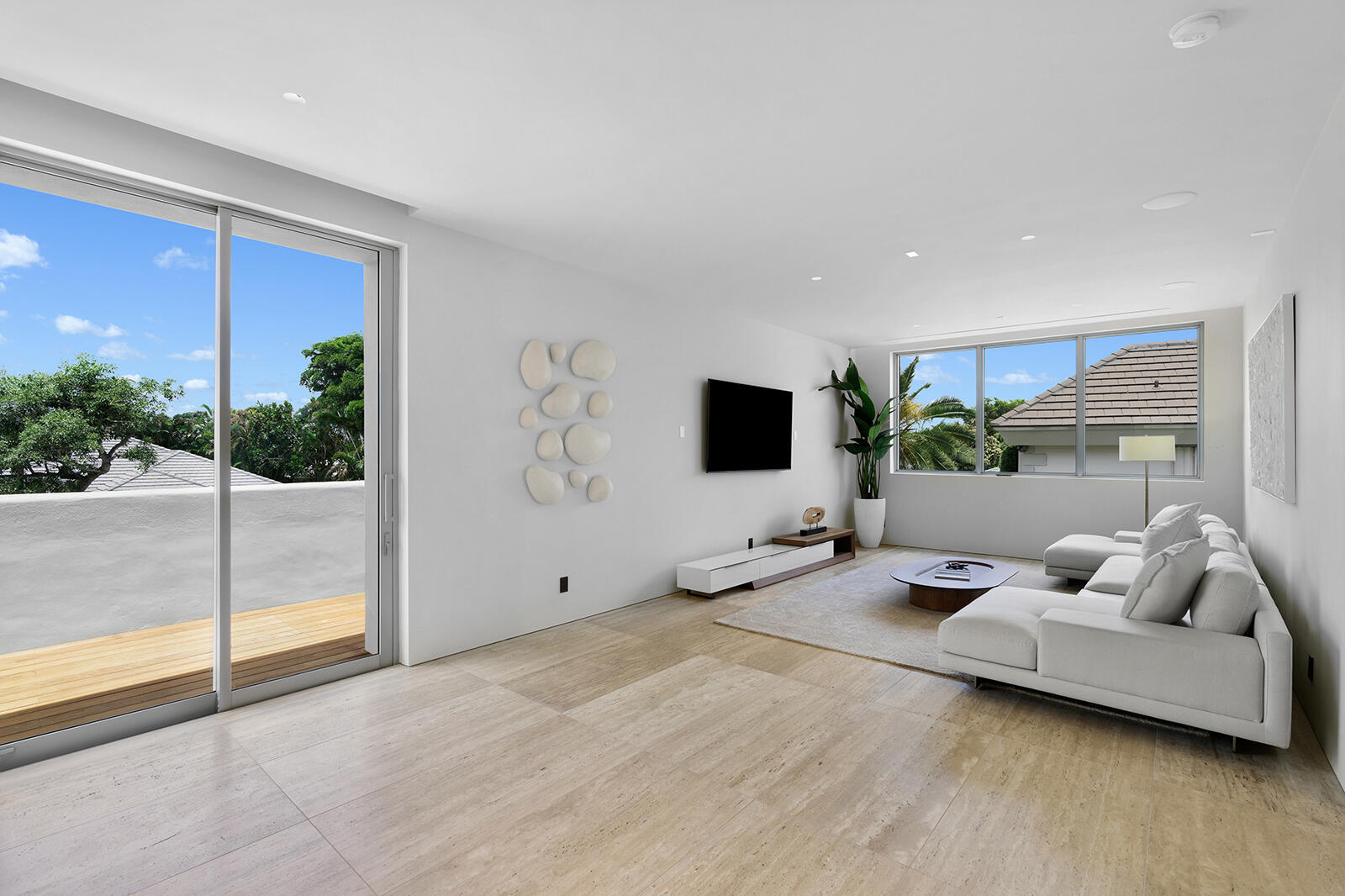 7859 Mandarin Drive Boca Raton, FL 33433 - Photo 59 of 75 Primary lounge