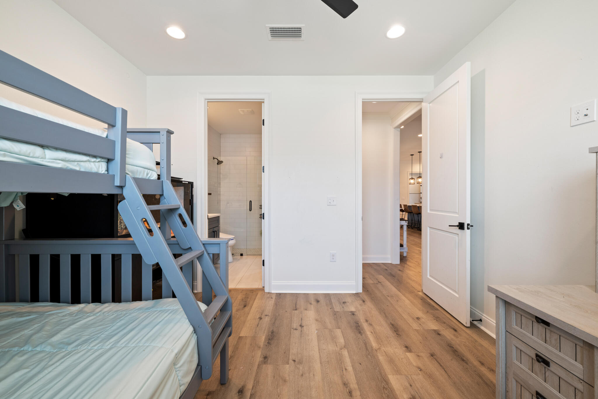 106 Amelia Rae Circle Valparaiso, FL 32580 - Photo 28 of 46 Secondary suite