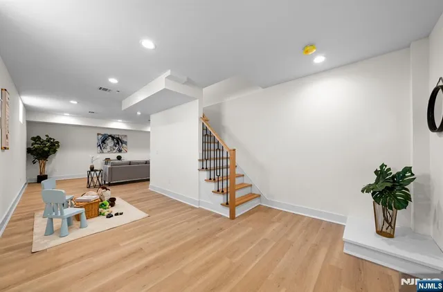 $830,000 | 135 La Salle Avenue, Clifton, NJ 07013