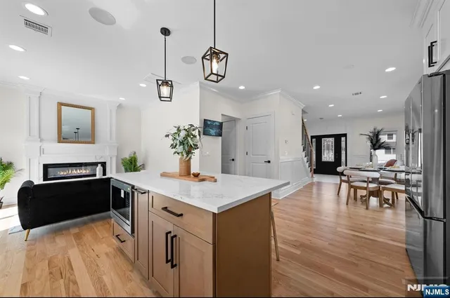 $830,000 | 135 La Salle Avenue, Clifton, NJ 07013