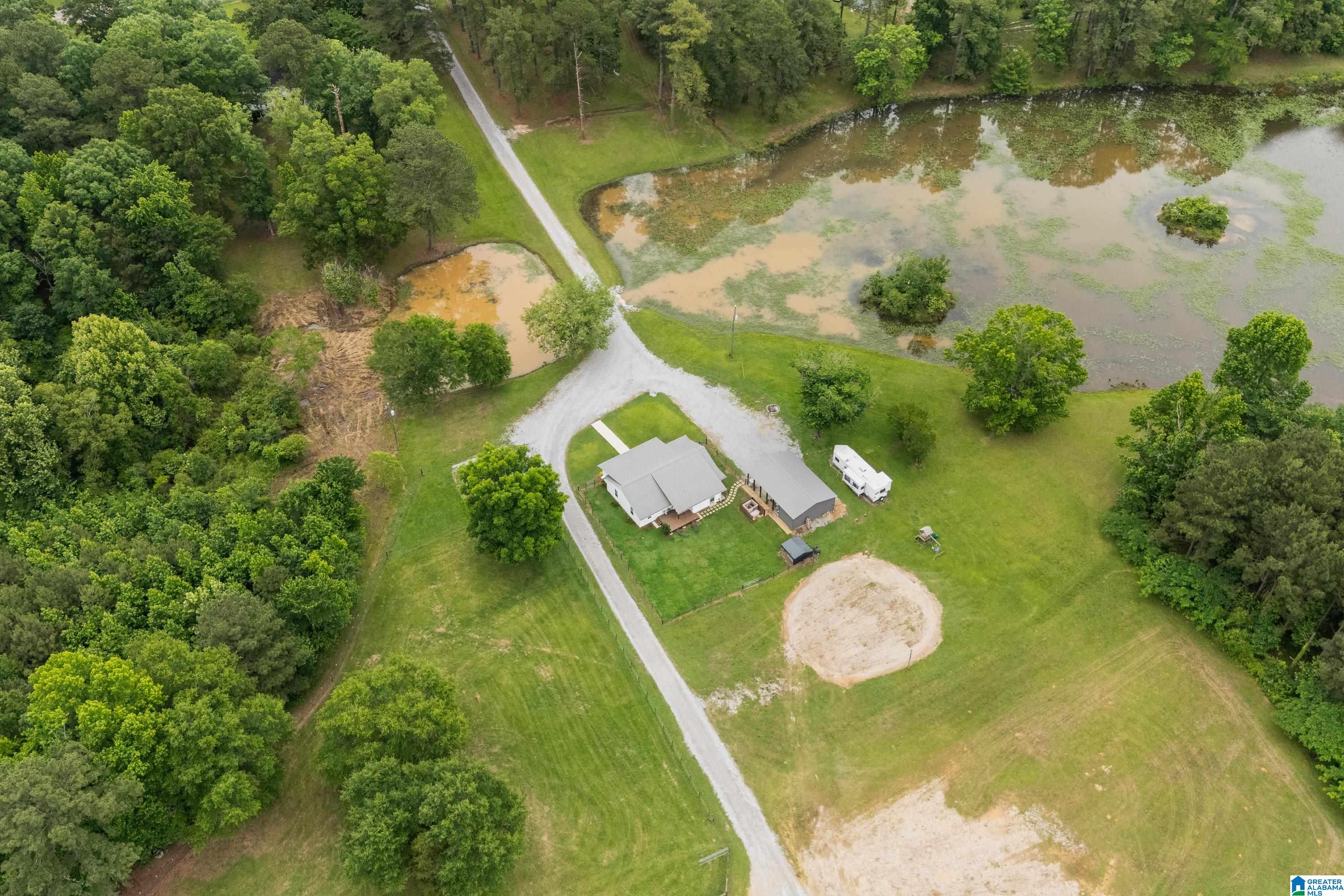1525 Chelsea Road Columbiana, AL 35051 - Photo 1 of 49