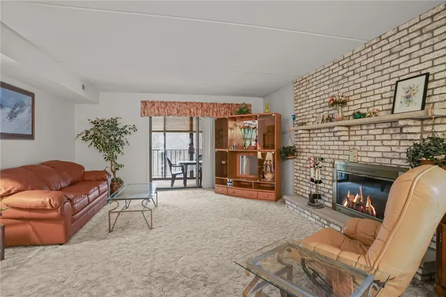 $337,900 | 650 East Greenwich Avenue, Unit B5 211, West Warwick, RI 02893