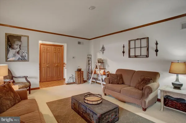 $420,000 | 9799 Cumberland Highway, Pleasant Hall, PA 17246