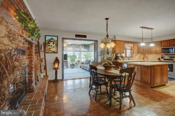 $420,000 | 9799 Cumberland Highway, Pleasant Hall, PA 17246