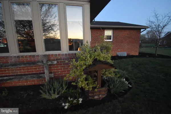 $420,000 | 9799 Cumberland Highway, Pleasant Hall, PA 17246