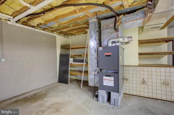 $420,000 | 9799 Cumberland Highway, Pleasant Hall, PA 17246