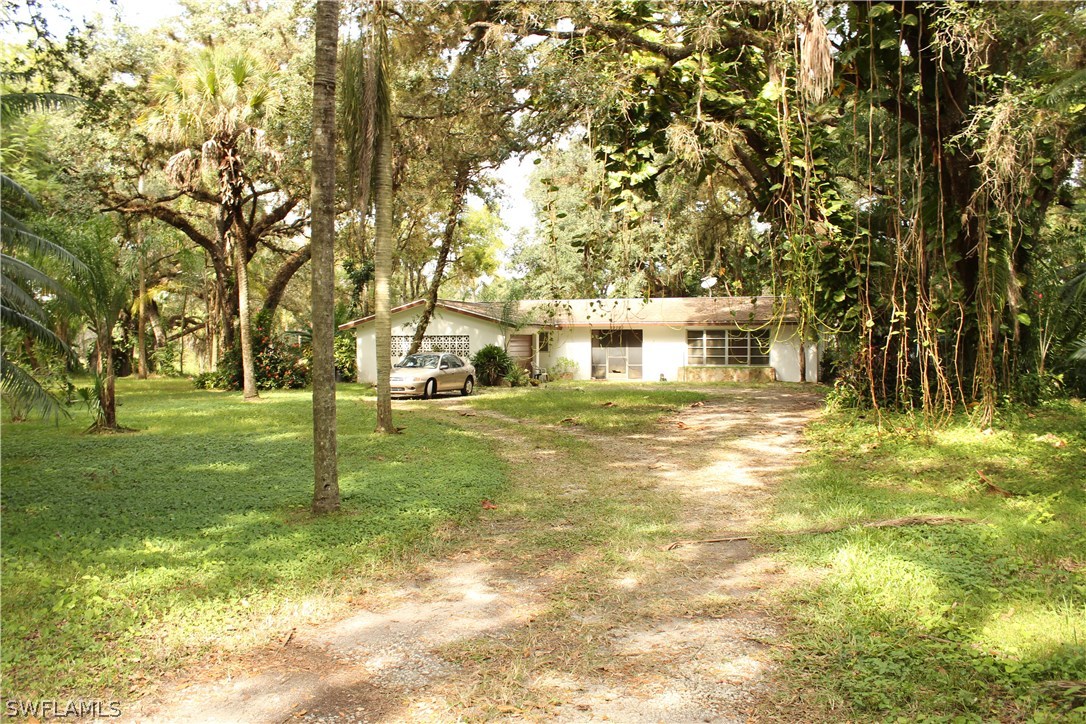 13701 Peace Road Fort Myers, FL 33905 - Photo 18 of 21 Gallery Image 18