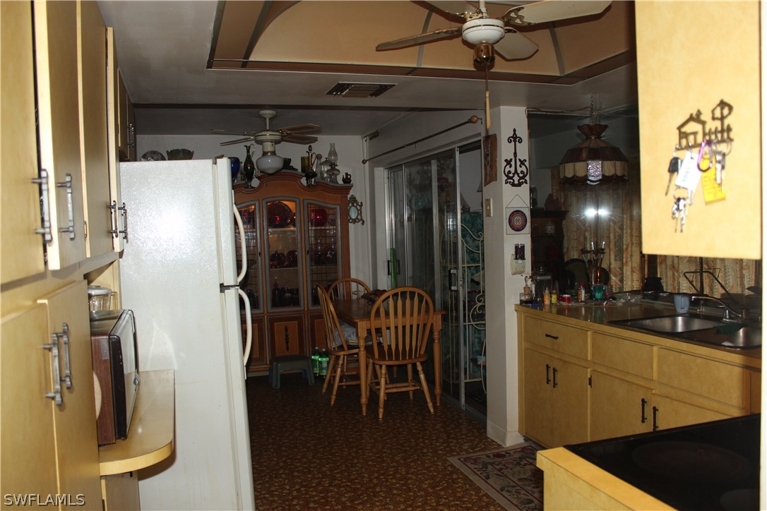 13701 Peace Road Fort Myers, FL 33905 - Photo 5 of 21 Gallery Image 5