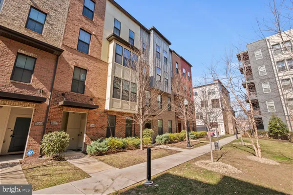 $549,000 | 3207 Tribune Court, Hyattsville, MD 20782