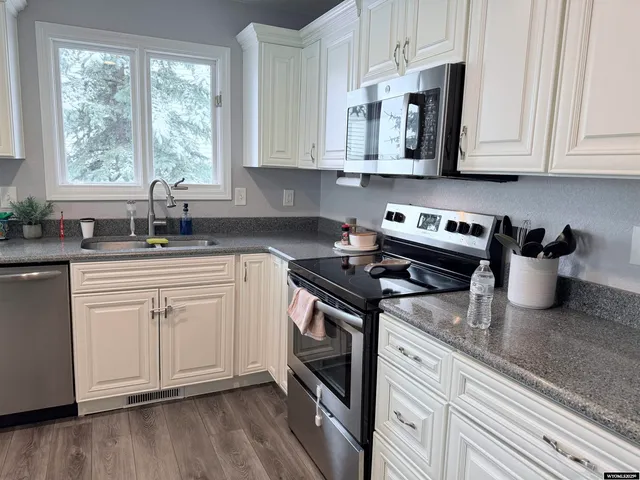 $359,000 | 708 Fairway Drive, Gillette, WY 82718