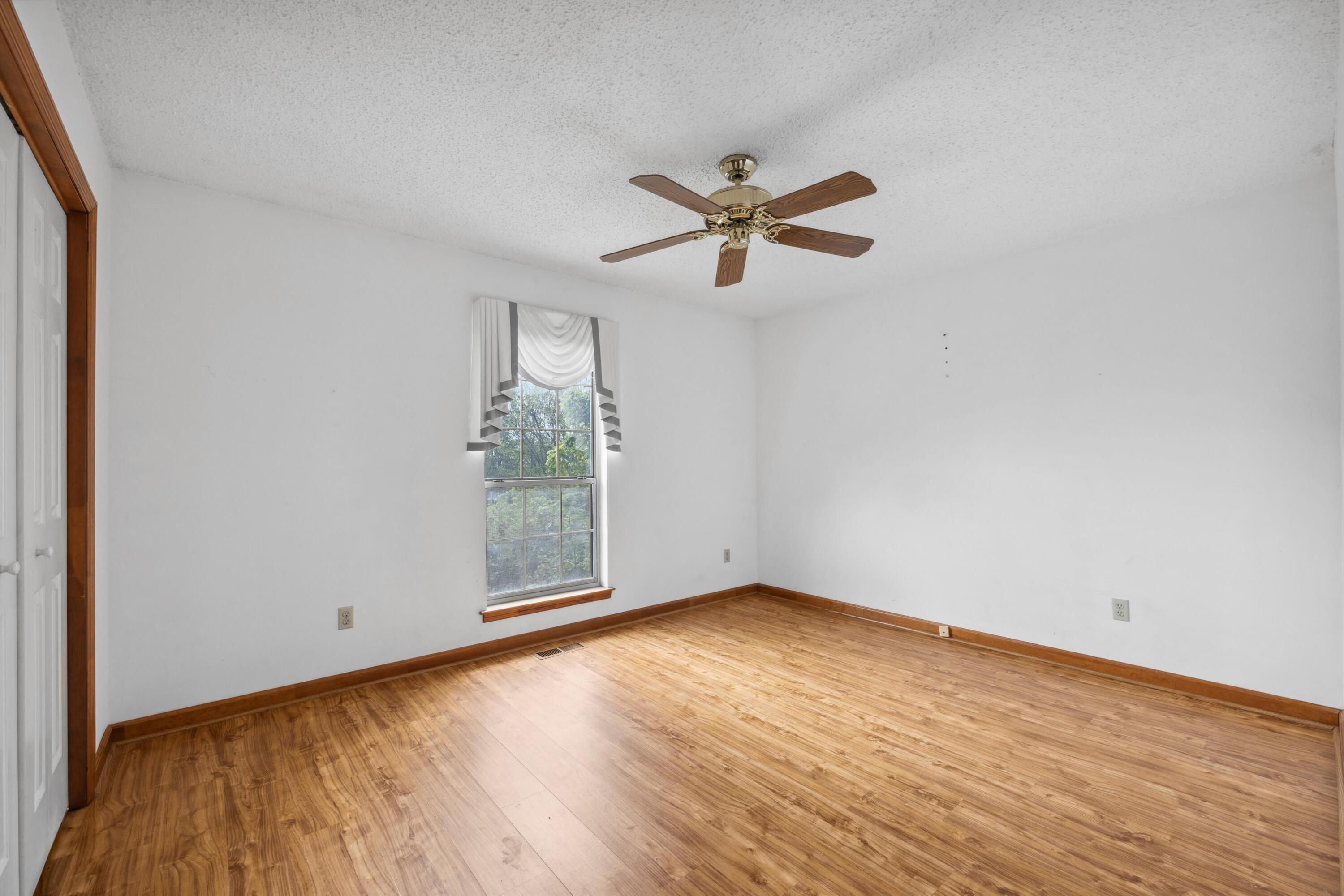6468 Fairview Road Hixson, TN 37343 - Photo 28 of 54 bedroom 1