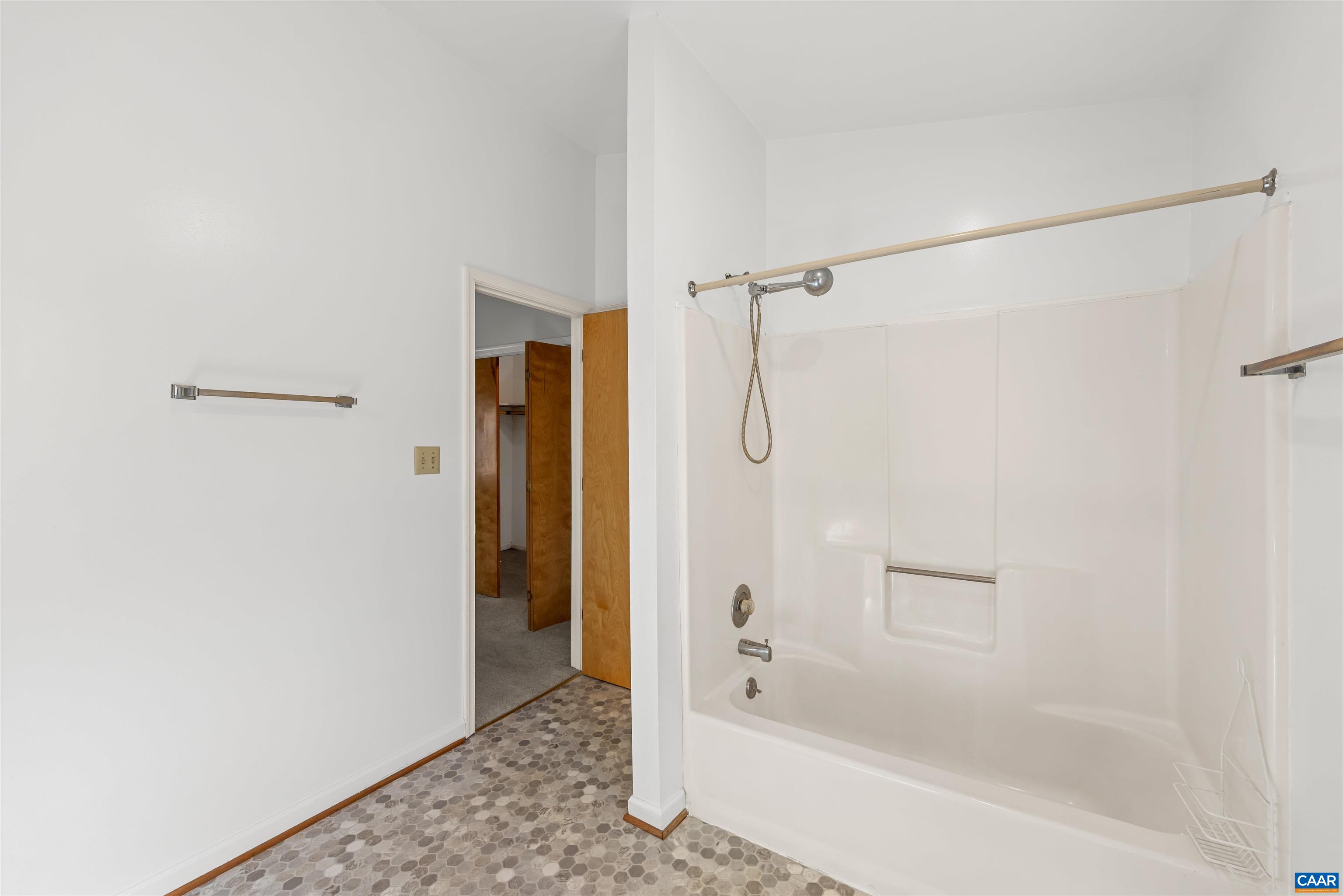 640 Big Oak Road Charlottesville, VA 22903 - Photo 18 of 27