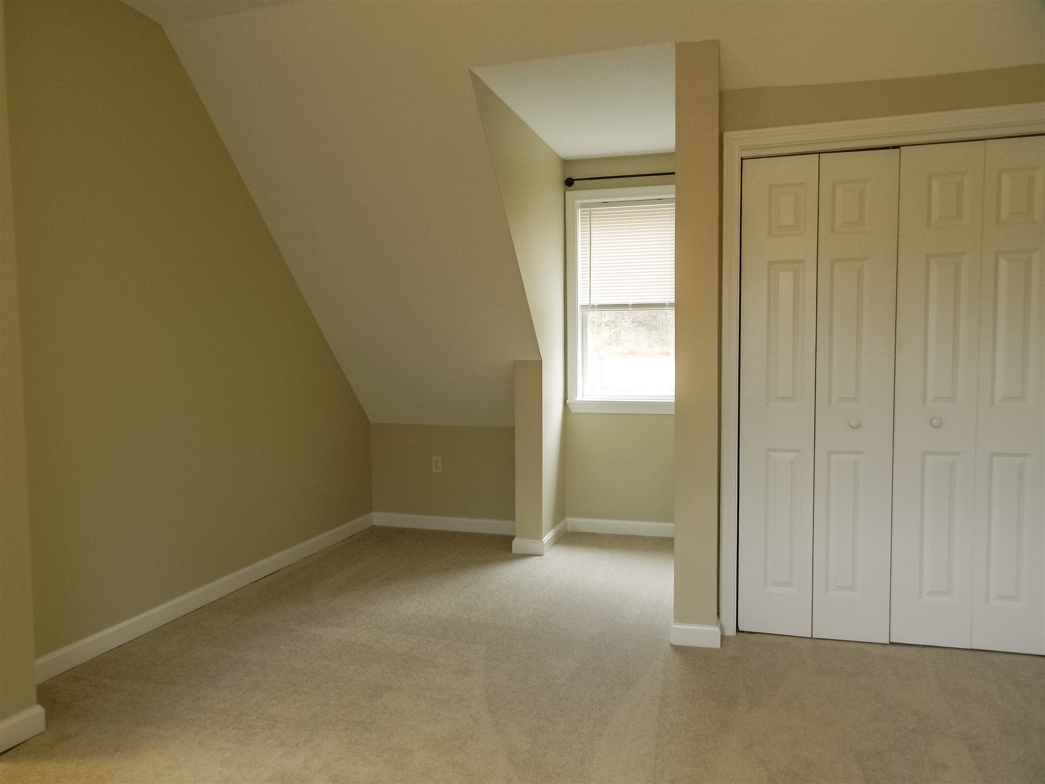 161 Thorndike Road Weare, NH 03281 - Photo 26 of 40