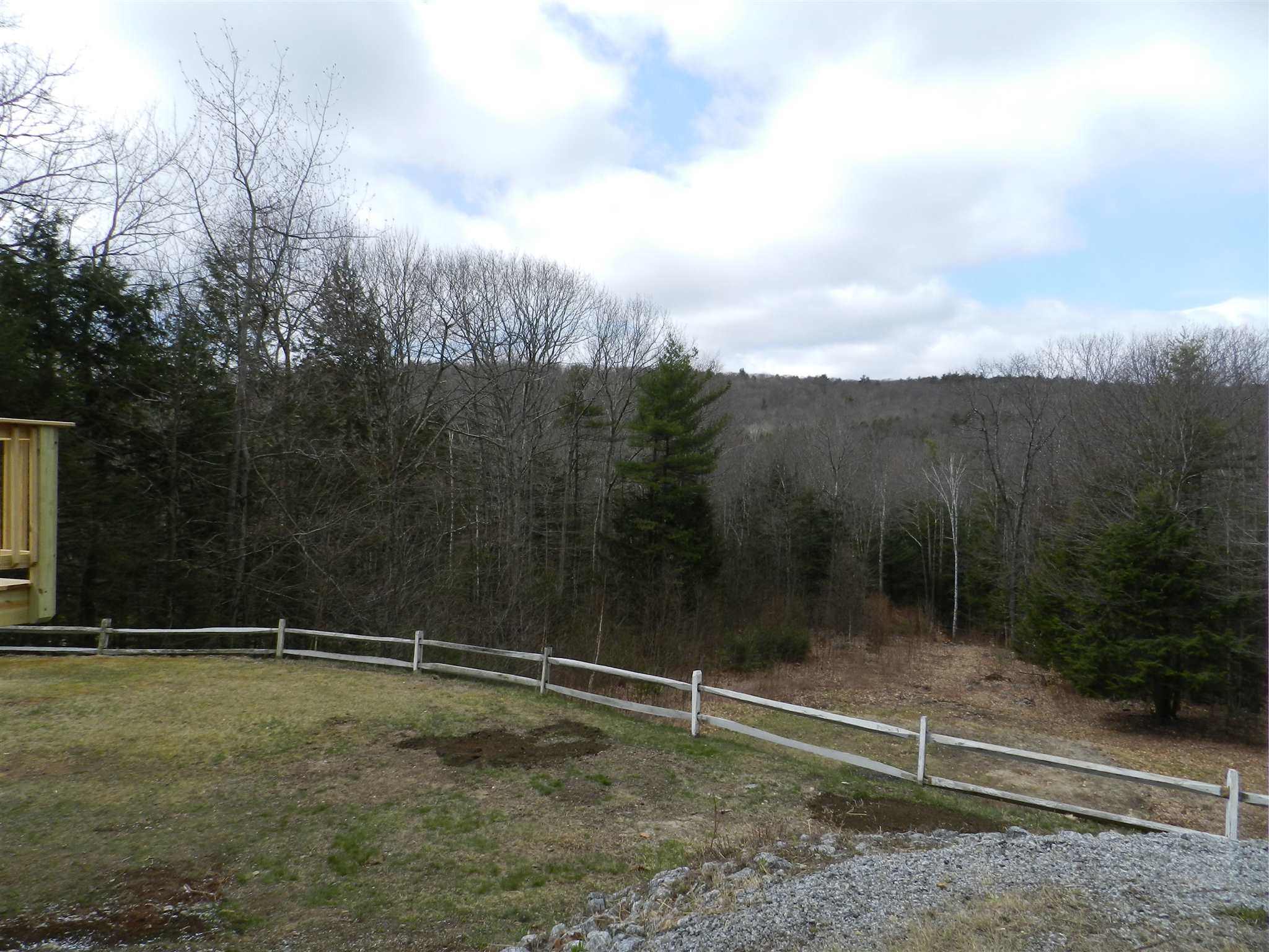 161 Thorndike Road Weare, NH 03281 - Photo 6 of 40
