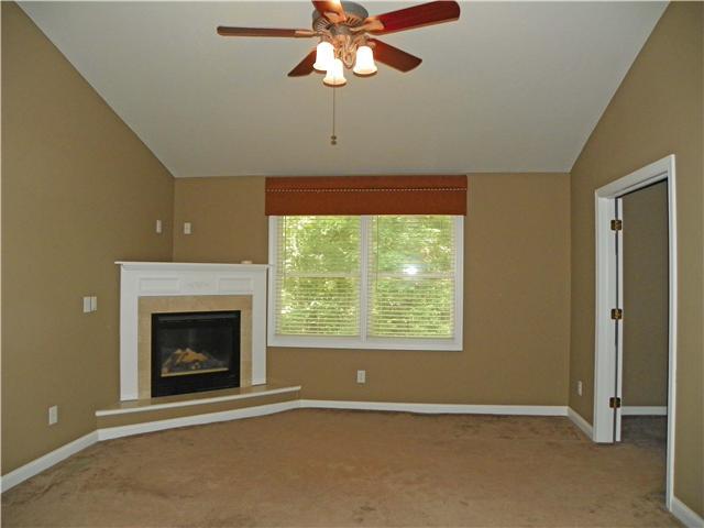 854 Hard Road Columbus, OH 43235 - Photo 12 of 25 Gallery Image 12