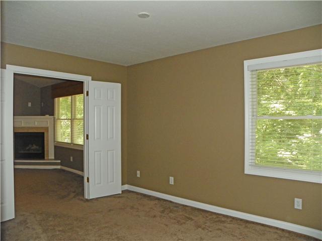 854 Hard Road Columbus, OH 43235 - Photo 17 of 25 Gallery Image 17